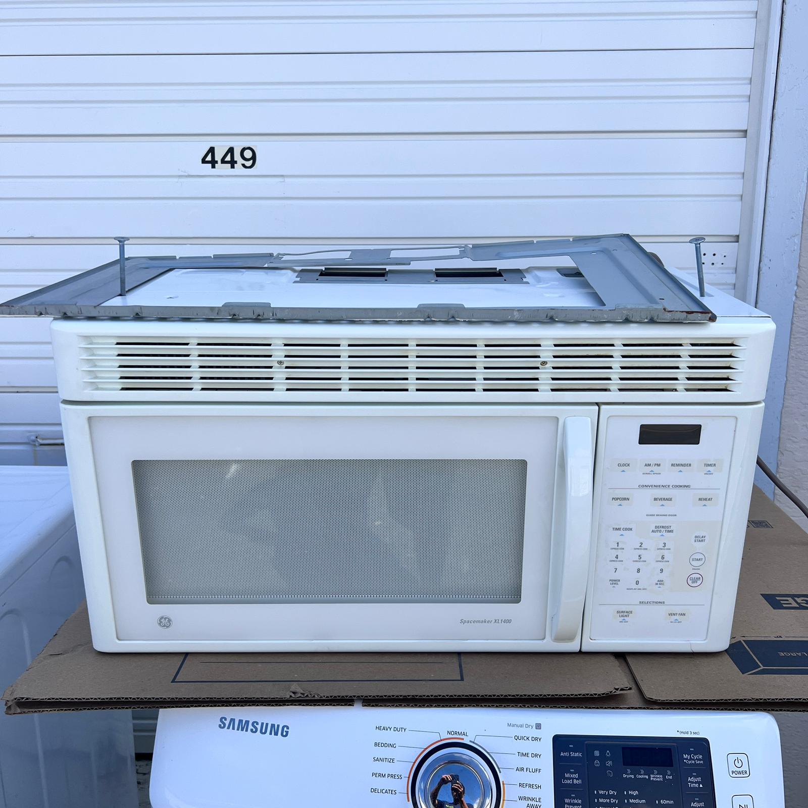 GE Over-the-Range Microwave GE Over-the-Range Microwave